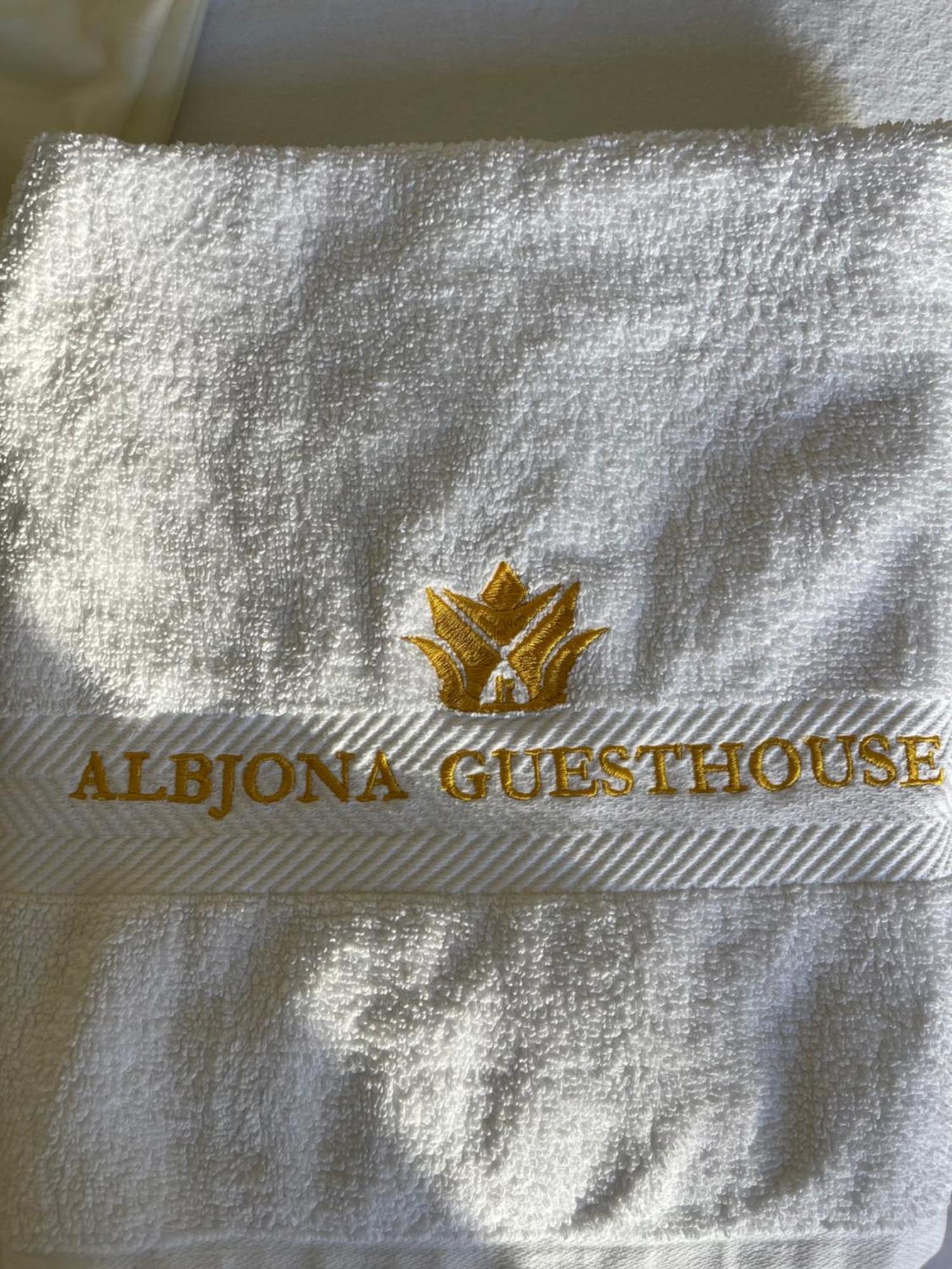 Albjona Guesthouse Тирана Екстериор снимка