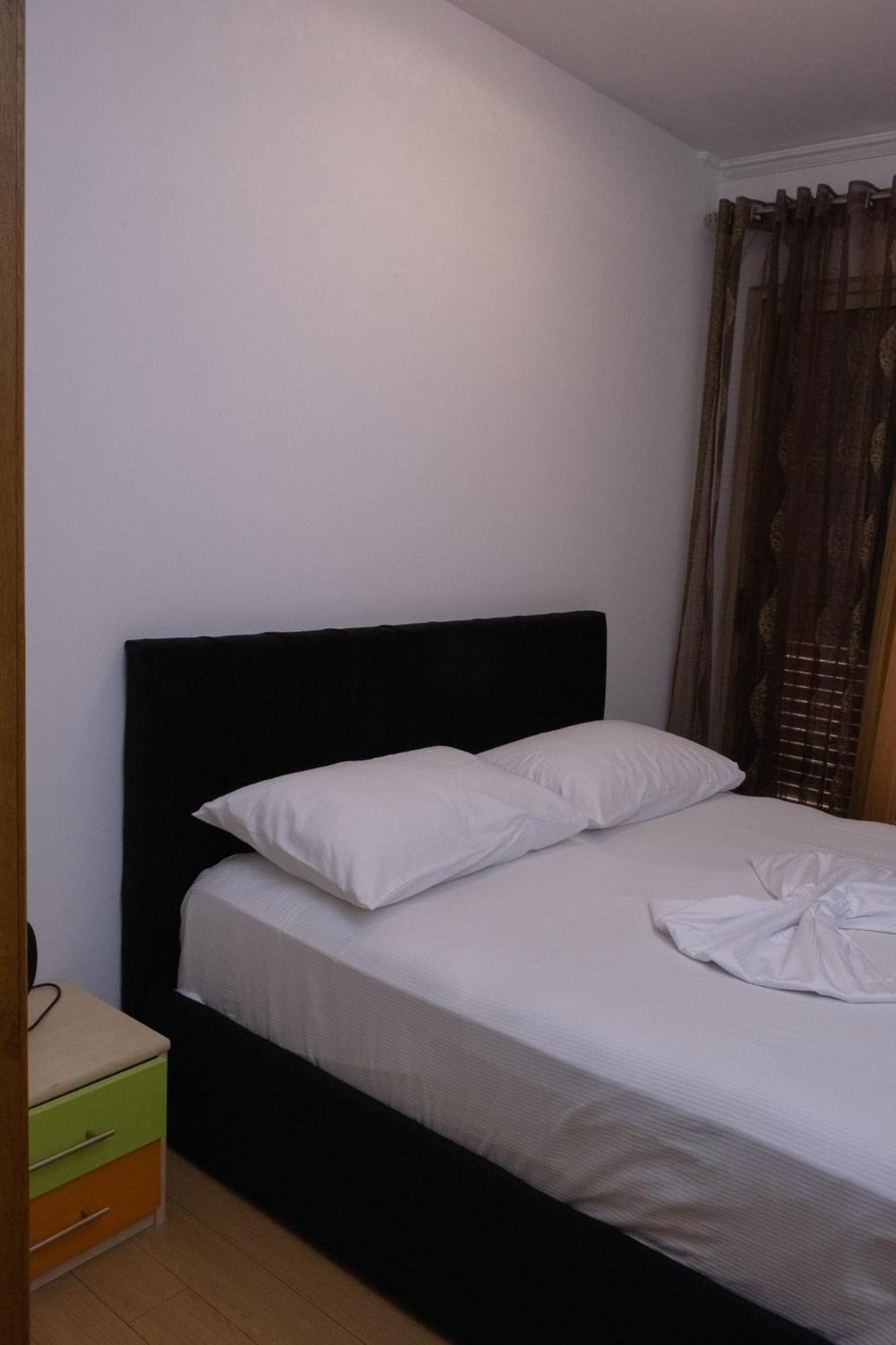 Albjona Guesthouse Тирана Екстериор снимка