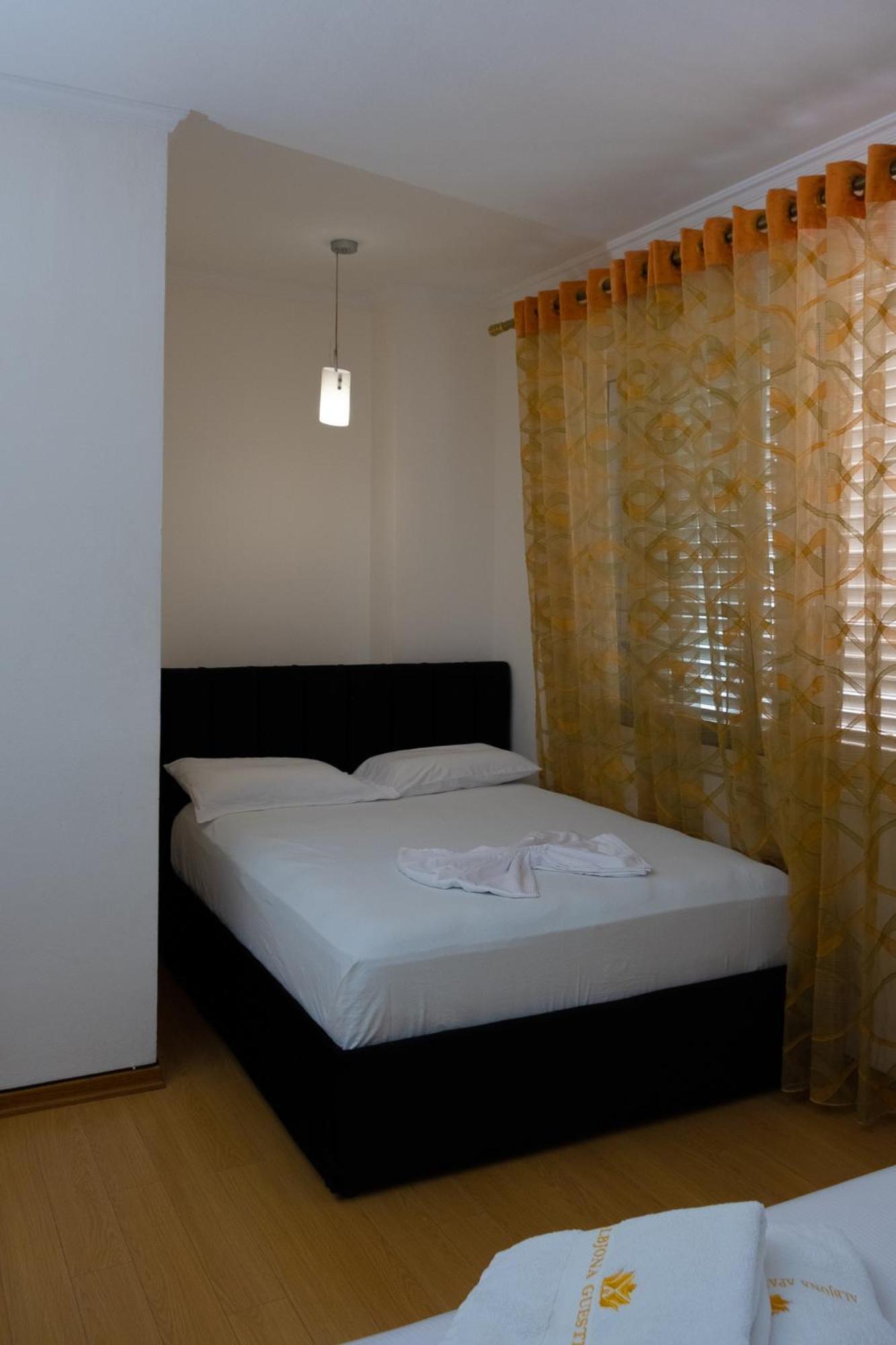 Albjona Guesthouse Тирана Екстериор снимка