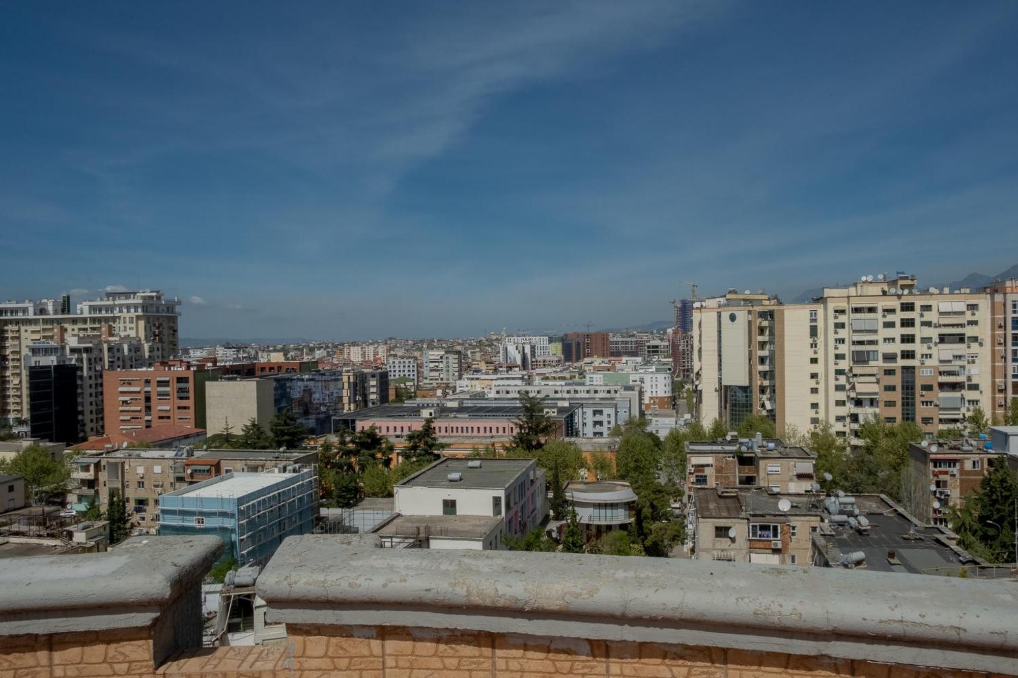 Albjona Guesthouse Тирана Екстериор снимка