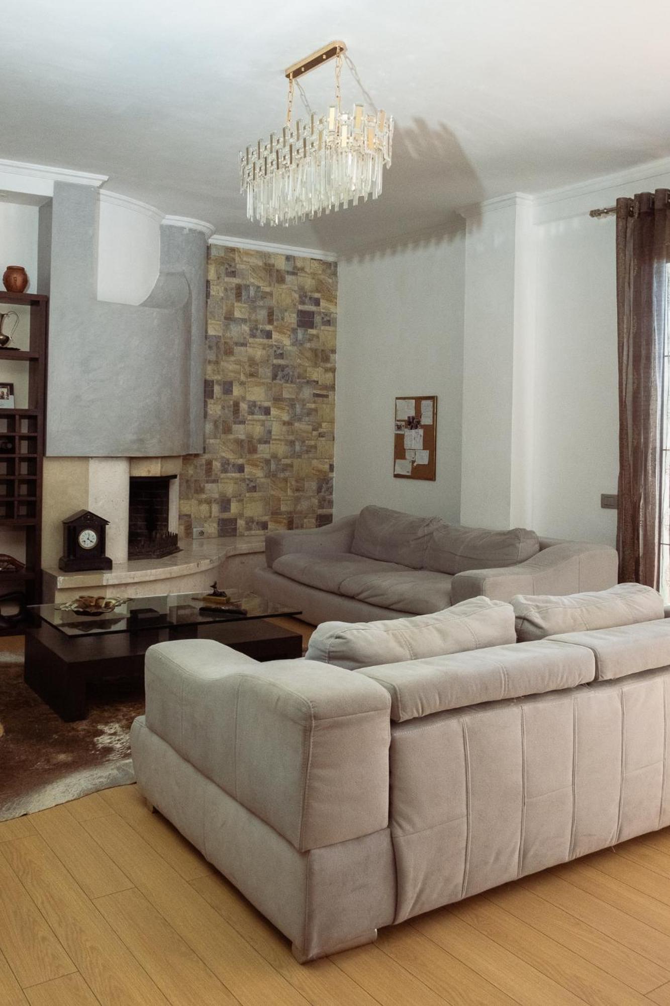 Albjona Guesthouse Тирана Екстериор снимка