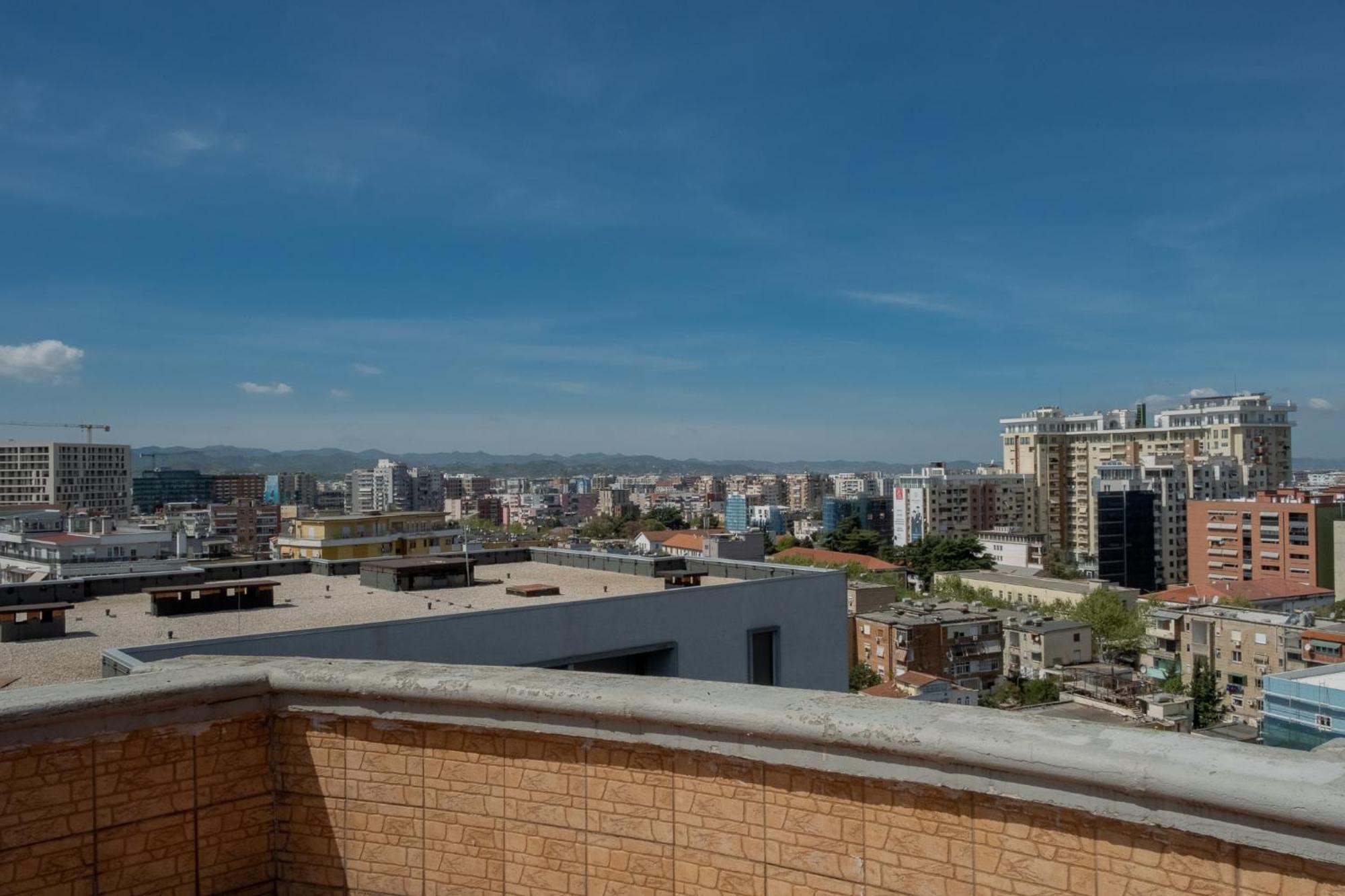 Albjona Guesthouse Тирана Екстериор снимка